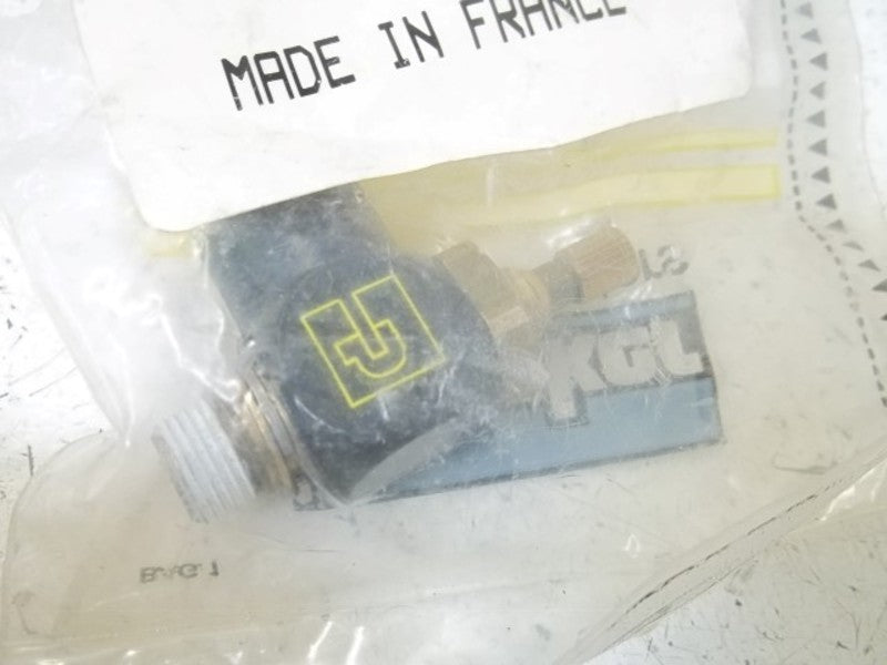PARKER FC702-2 RIGHT ANGLE THREADED * NEW IN FACTORY BAG *