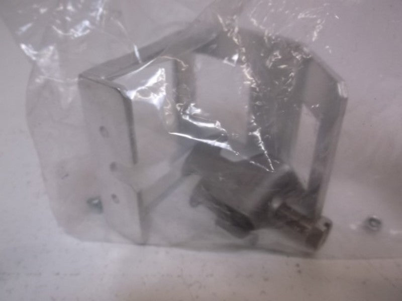 B&R B0027811 HARDWARE KIT FOR DRIVE * FACTORY BAG *