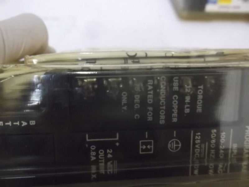 FANUC IC693PWR321-T POWER SUPPLY 120/240VAC * NEW *