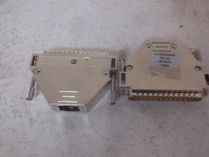 LOT OF 2 6134229800 PIN CONNECTORS *NEW NO BOX*