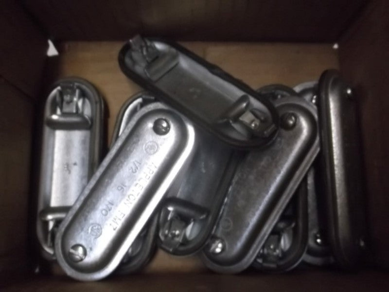 LOT OF 9 APPLETON APP170IG COVER W/GASKET *NEW IN BOX*