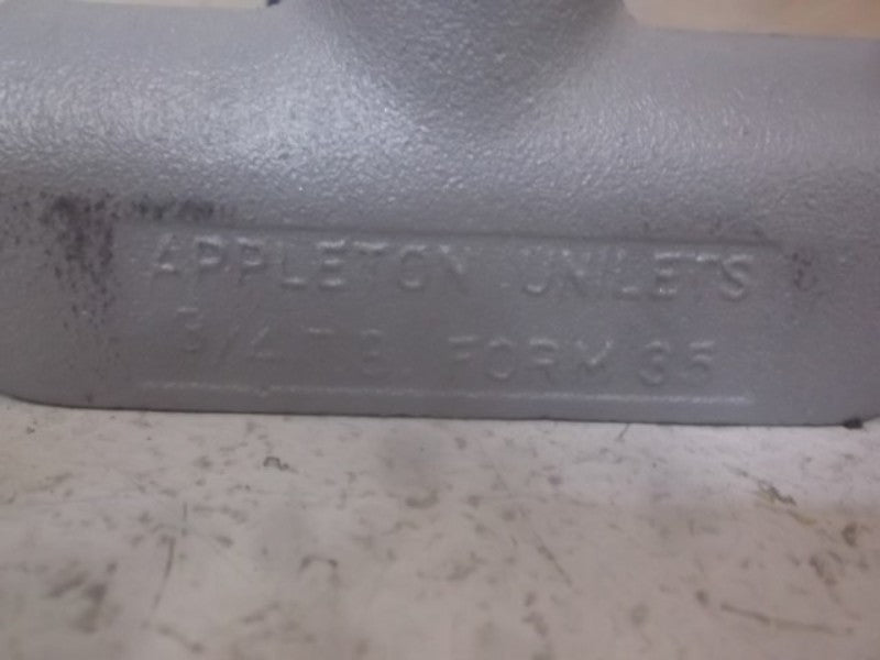 LOT OF 5 APPLETON TB75-A 3/4" FORM 8S ALUMINUM CONDUIT BODY *NEW IN BOX*