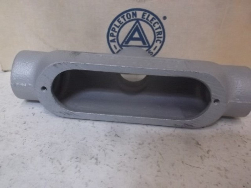 LOT OF 5 APPLETON TB75-A 3/4" FORM 8S ALUMINUM CONDUIT BODY *NEW IN BOX*