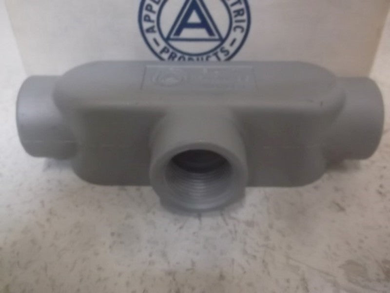 LOT OF 5 APPLETON T75-A CONDUIT BODY T CONNECTION *NEW IN BOX*