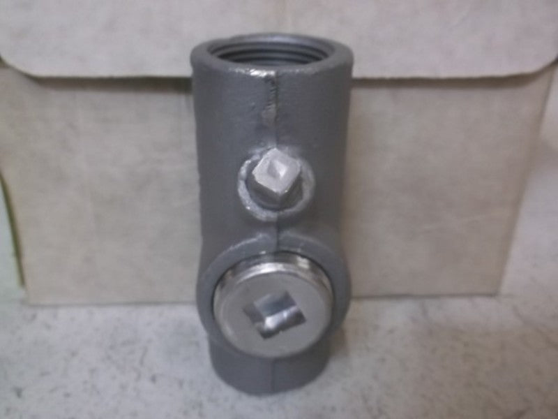 LOT OF 3 APPLETON EYF100-A ALUMINUM 1" SEALING FITTING *NEW IN BOX*