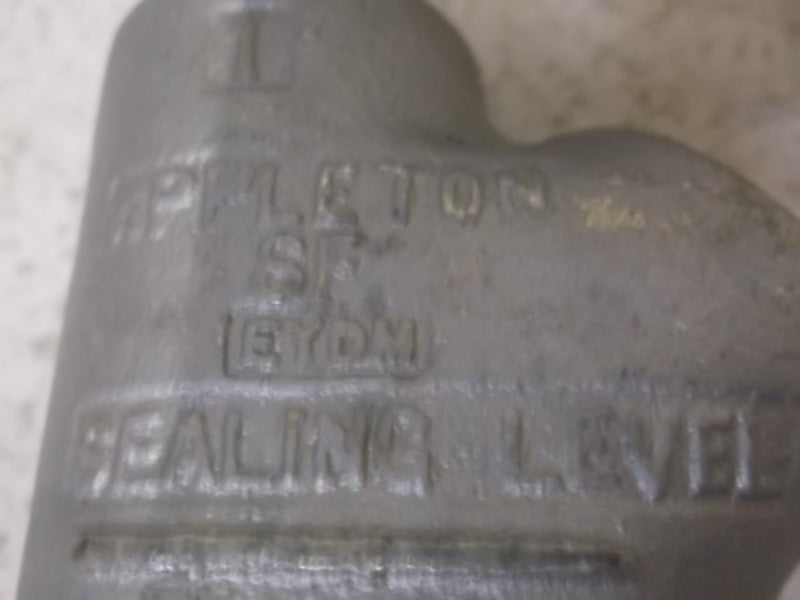 LOT OF 3 APPLETON SF-100 VERTICAL CONDUIT SEAL 1" *NEW IN BOX*
