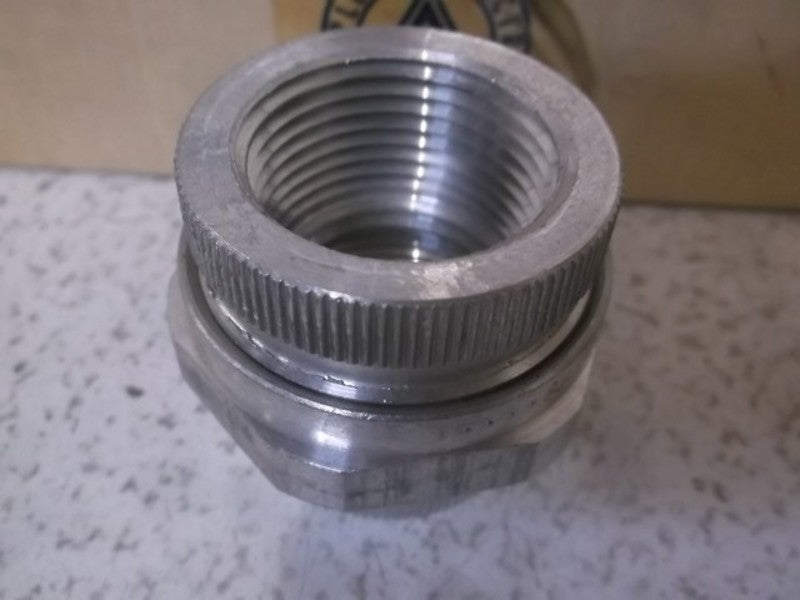 LOT OF 5 APPLETON UNF100NR-A 1" ALUMINUM FEMALE UNION CONNECTOR *NEW IN BOX*
