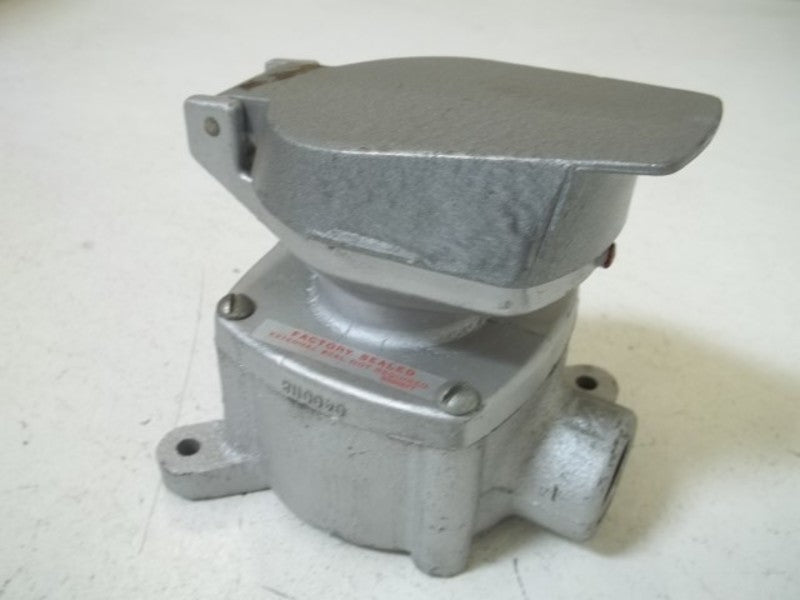 CROUSE-HINDS CPS1420 ACTION CIRCUIT BREAKER RECEPTACLE NSNP