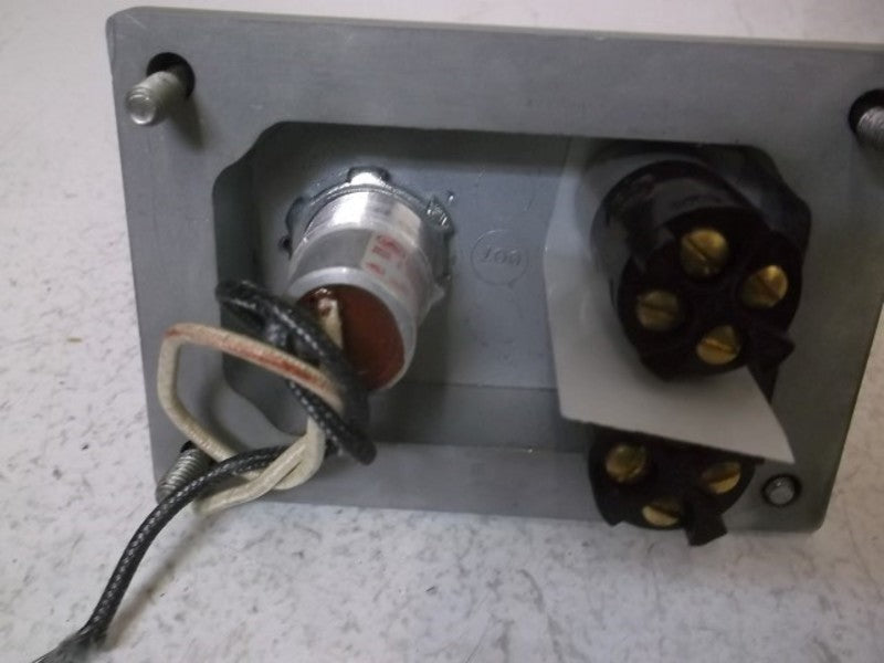 APPLETON EDKBJ1U2A SW COVER ASSEMBLY * NEW IN  A BOX *