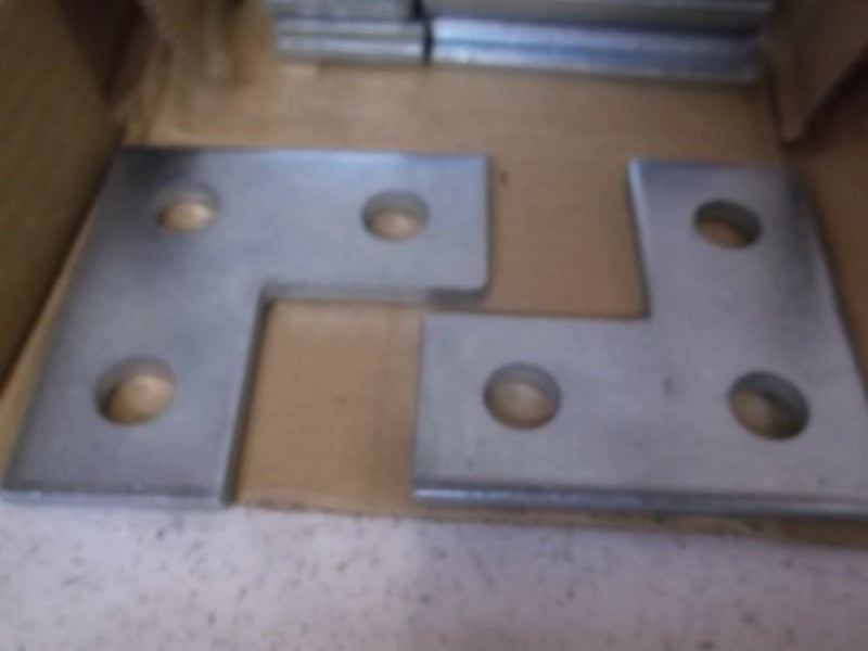 LOT OF 24 WCF36 CORNER ANGLE PLATE *NEW IN BOX*