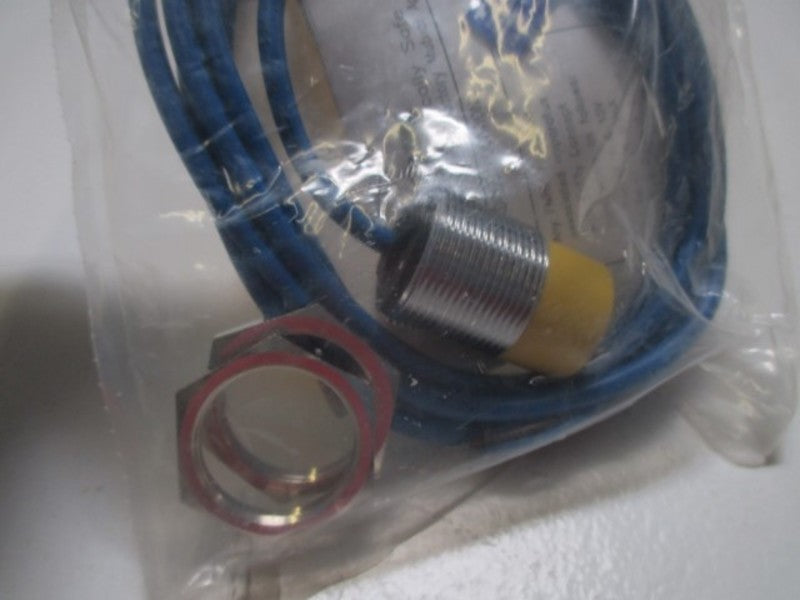 TURCK NI15-G30-Y0 G-BARREL * NEW IN FACTORY BAG *