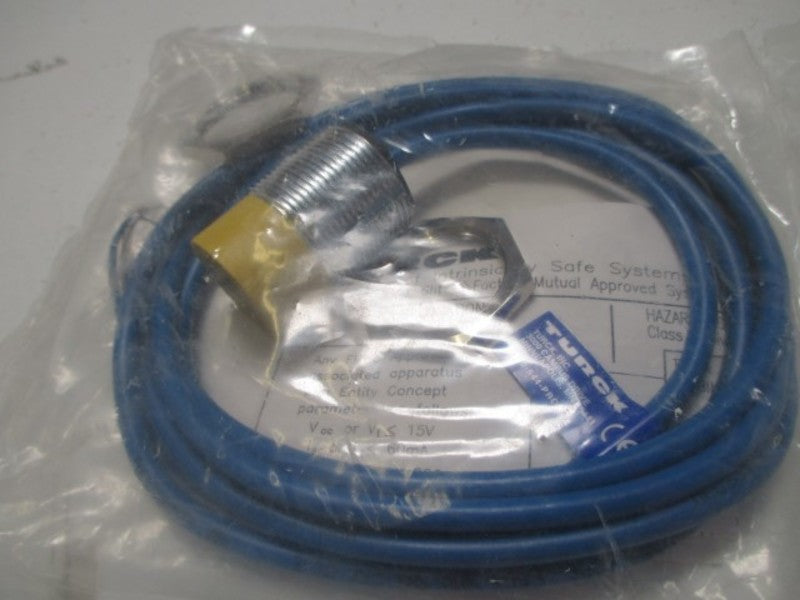 TURCK NI15-G30-Y0 G-BARREL * NEW IN FACTORY BAG *