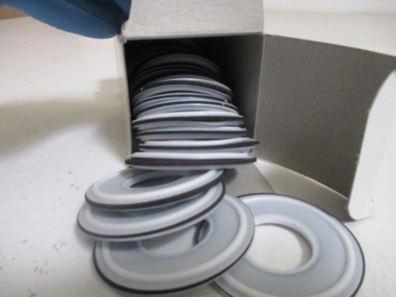 LOT OF 25 ALFA LAVAL 0-A40MP-GR STANDARD CLAMP 1" *NEW IN BOX*