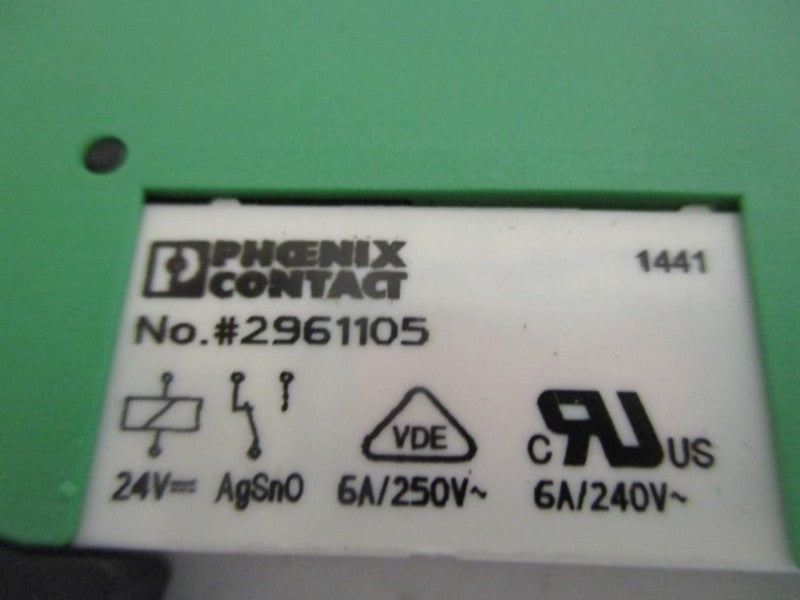 LOT OF 9 PHOENIX CONTACT PLC-RSC-24DC/21 TERMINAL BLOCK W/RELAY * NEW IN BOX *