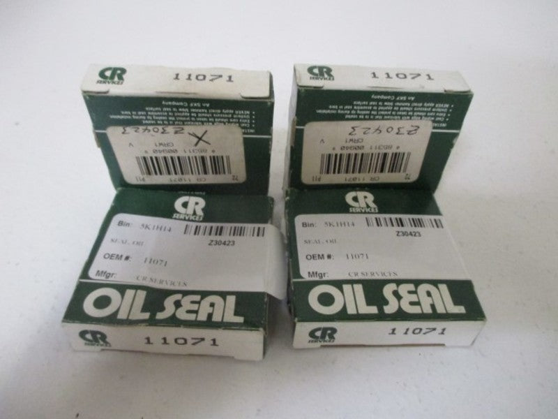 LOT OF 4 CR 11071 OIL SEAL *NEW IN BOX*