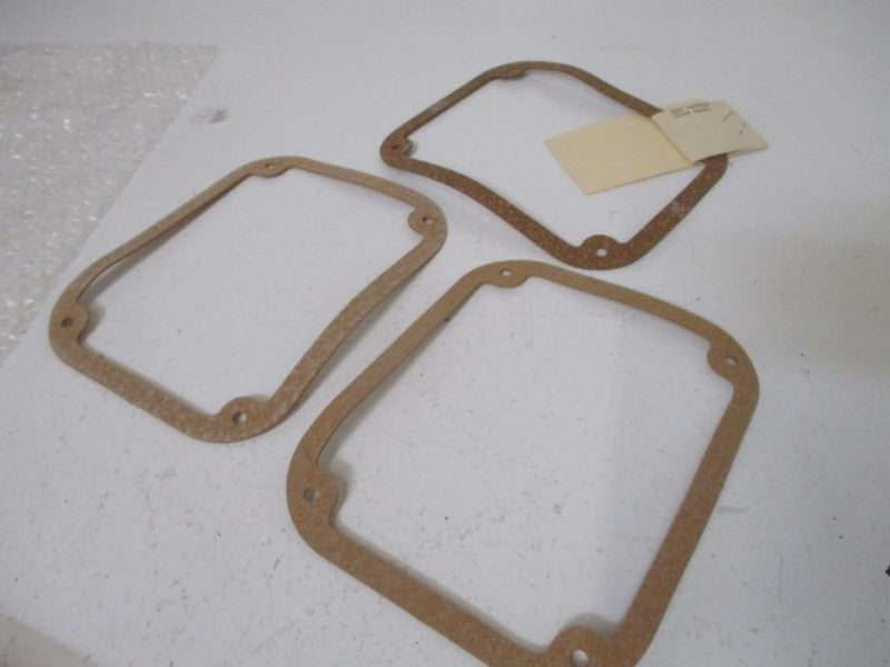 LOT OF 3 FISHER 1H853804042 GASKET COVER *NEW NO BOX*