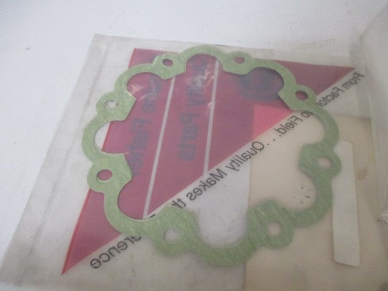 LOT OF 2 FISHER 1E845404022 GASKET TO 302F/150C *NEW IN A BAG*