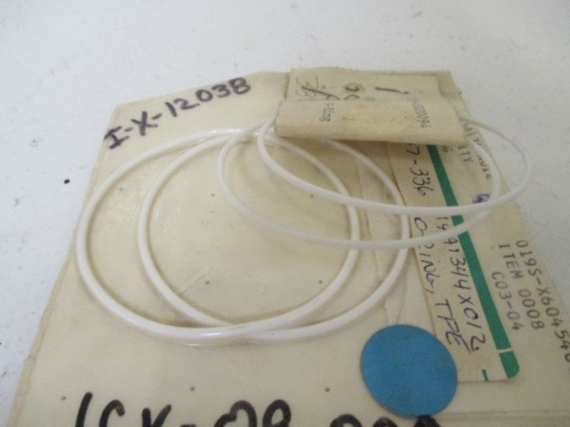 LOT OF 4 FISHER 14A1344X012 O-RINGS *NEW NO BOX*