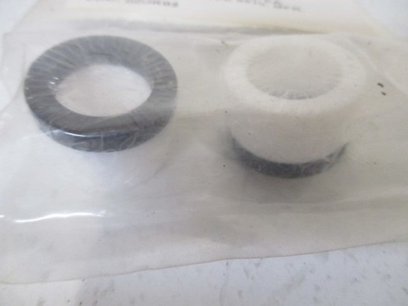 LOT OF 2 FISHER 12A8995X022 PACKING SET TFE-CARBON/TFE *NEW NO BOX*