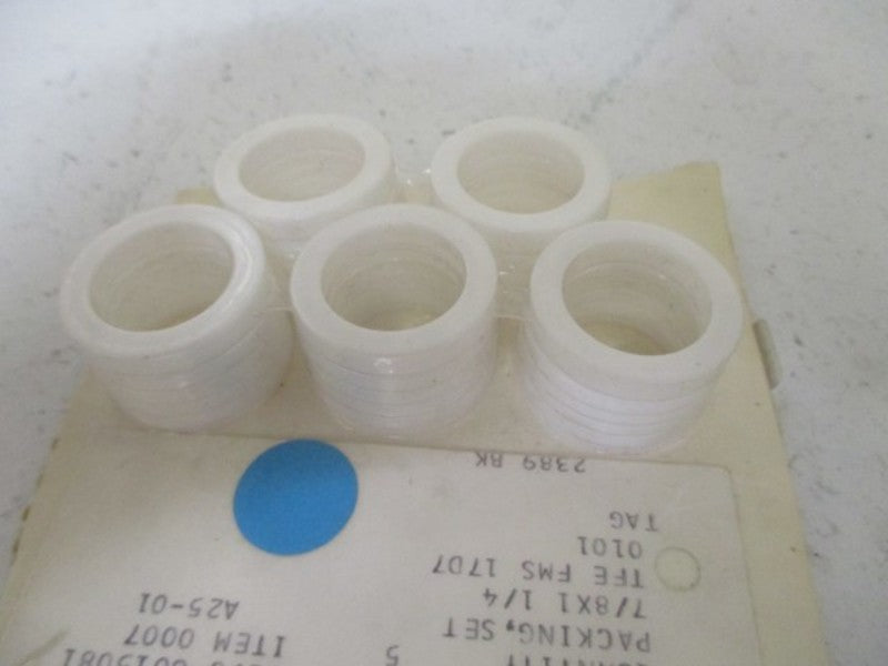 LOT OF 5 FISHER 13A2604X012 PACKING SET *NEW NO BOX*
