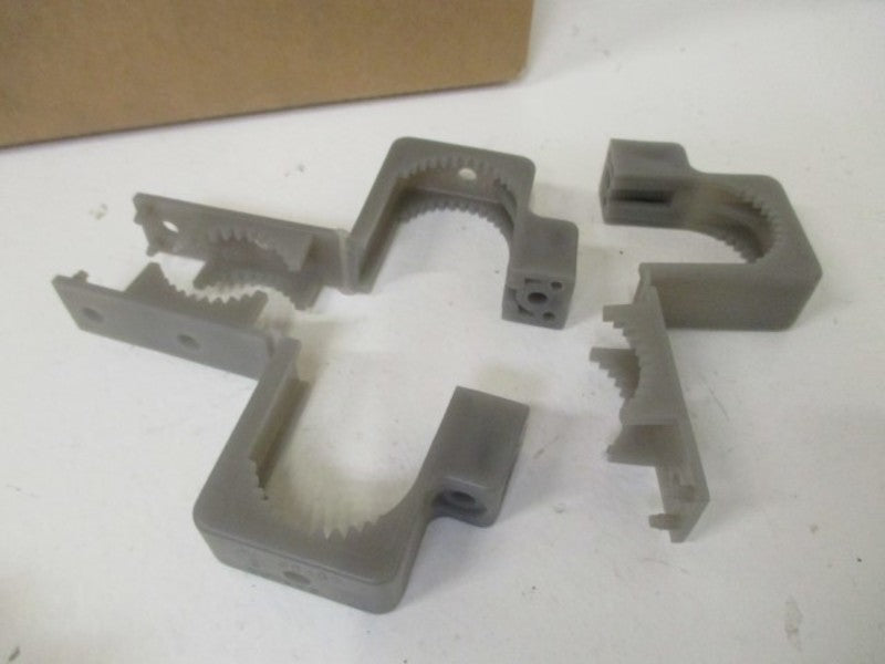 LOT OF 20 COOPER 270S REDUCER *FACTORY SEALED*