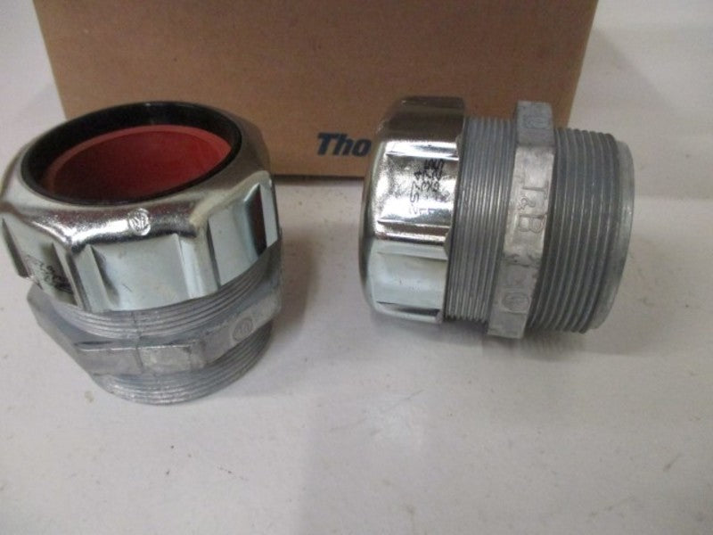 LOT OF 4 THOMAS & BETTS  2574 2" STRAIN RELIEF CORD CONNECTOR *NEW IN BOX*