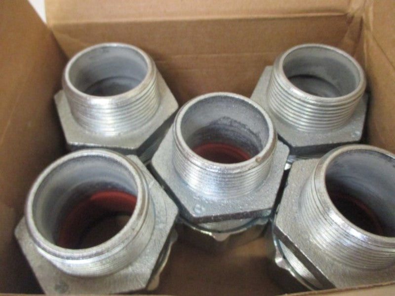 LOT OF 5 THOMAS&BETTS 2557 1-1/4" STRAIN RELIEF CONNECTOR STRAIGHT *NEW IN BOX*
