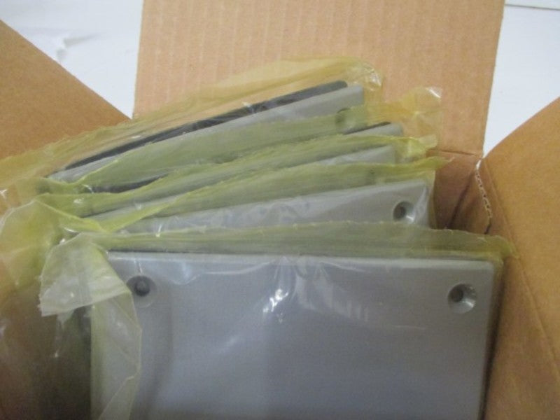 LOT OF 5 HUBBELL 2FSBC CAST ALUMINUM BLANK COVER *NEW IN BOX*