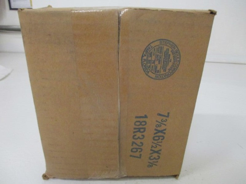 THOMAS & BETTS 379-TB 4" BULLET HUB CONNECTOR INSULATED * FACTORY SEALED *