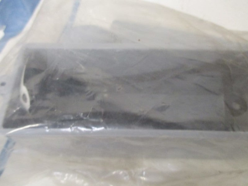 CARLON E984G CONDUIT BODY TYPE LL 1-1/4" * NEW IN FACTORY BAG *