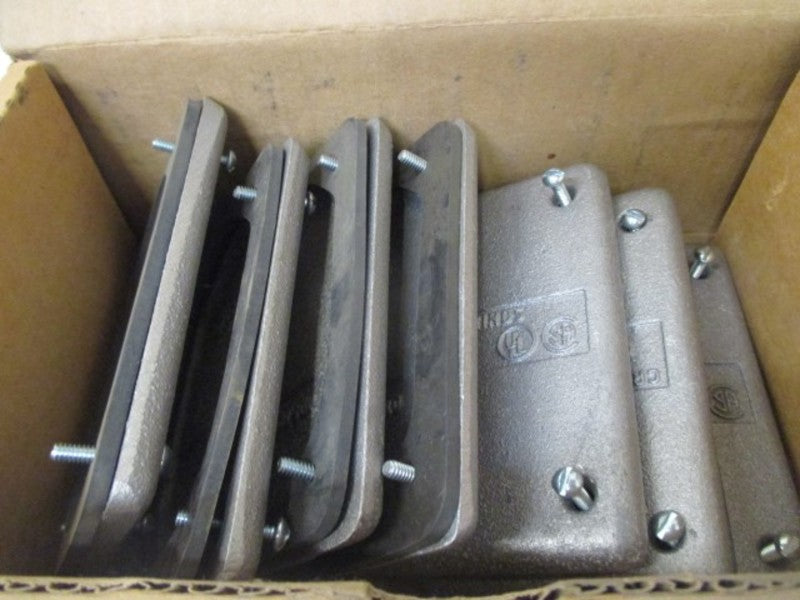 LOT OF 7 COOPER DS100G BLANK COVER *NEW IN BOX*