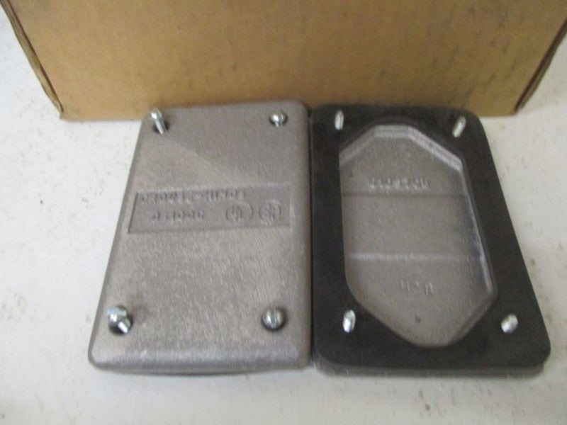 LOT OF 7 COOPER DS100G BLANK COVER *NEW IN BOX*