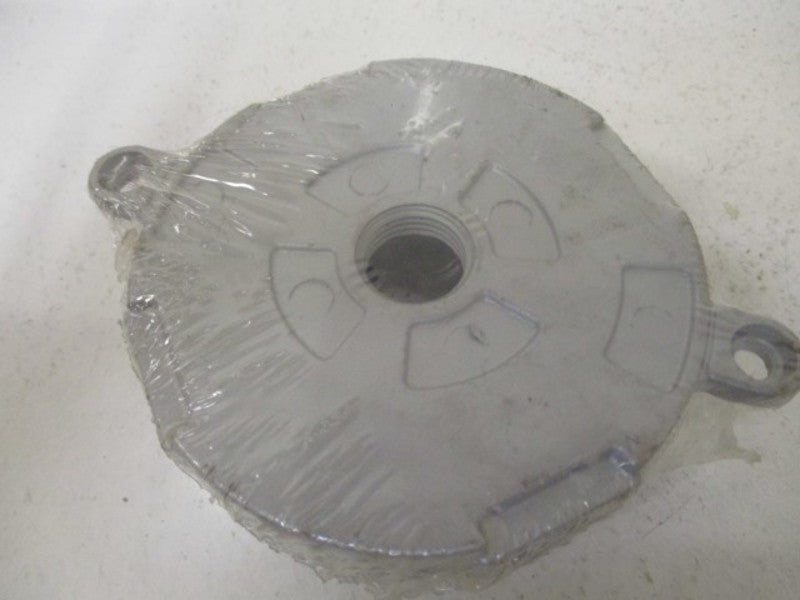 THOMAS & BETTS TR11-4 ROUND OUTLET BOX 4" * NEW IN ORIGINAL PACKAGE *