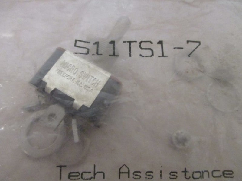 MICROSWITCH 511TS1-7 TOGGLE SWITCH * NEW IN FACTORY BAG *