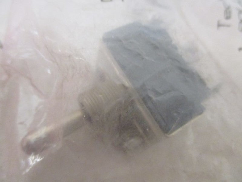 MICROSWITCH 512TS1-1 TOGGLE SWITCH * NEW IN FACTORY BAG *