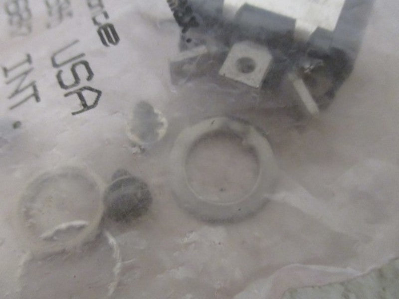 MICROSWITCH 511TS1-1 TOGGLE SWITCH * NEW IN FACTORY BAG *