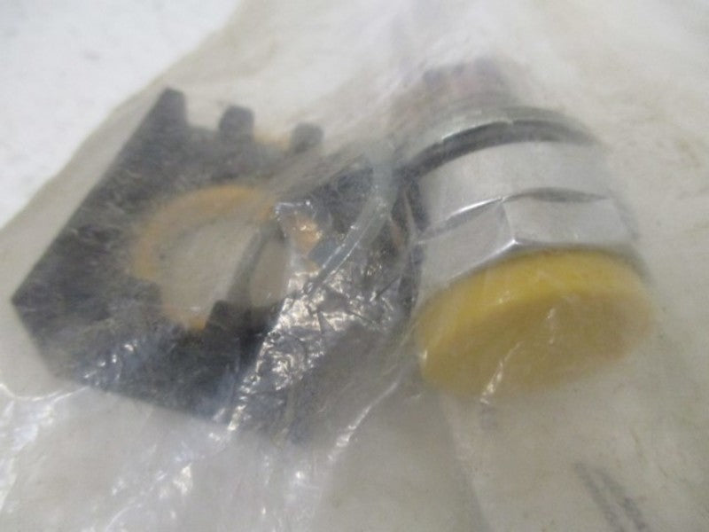 EATON EM22E4 PUSHBUTTON YELLOW * NEW IN FACTORY BAG *