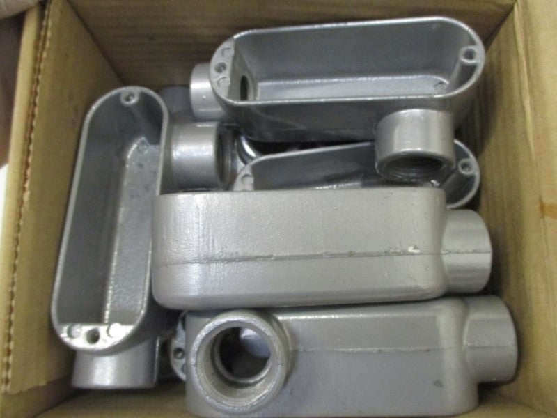 LOT OF 10 BRIDGEPORT LL-31 CONDUIT BODY *NEW IN BOX*