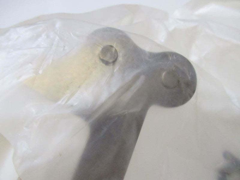 CMV10103 HANDLE * NEW IN FACTORY BAG *