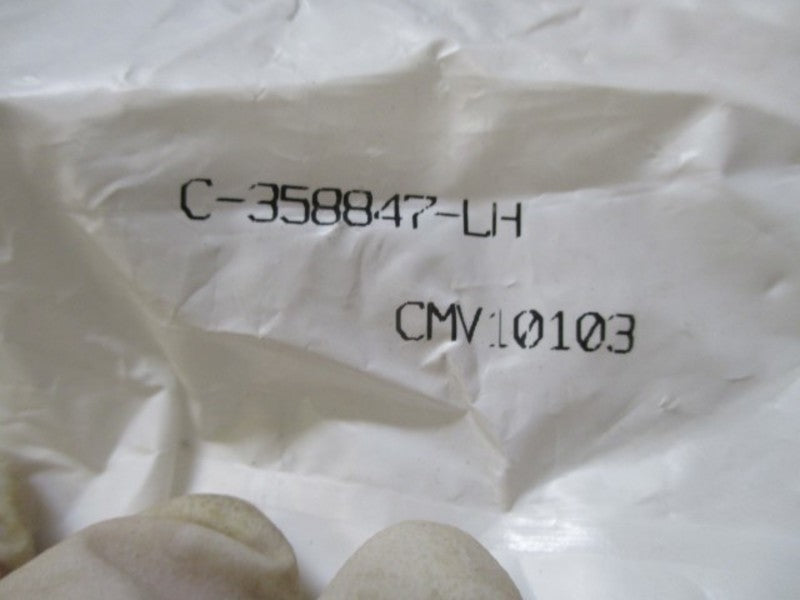 C-358847-LH HANDLE * NEW IN FACTORY BAG *