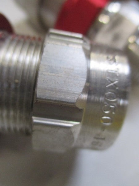 LOT OF 2 THOMAS & BETTS STX050-464 FITTING TECK-CABLE 1/2" *NEW IN BOX*