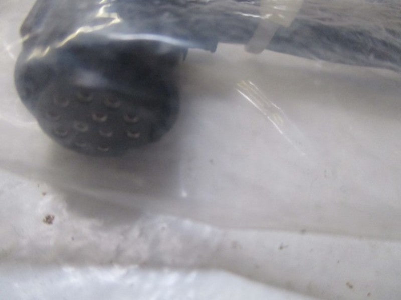 37382 DATA CABLE * NEW IN FACTORY BAG *