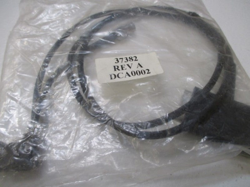 37382 DATA CABLE * NEW IN FACTORY BAG *