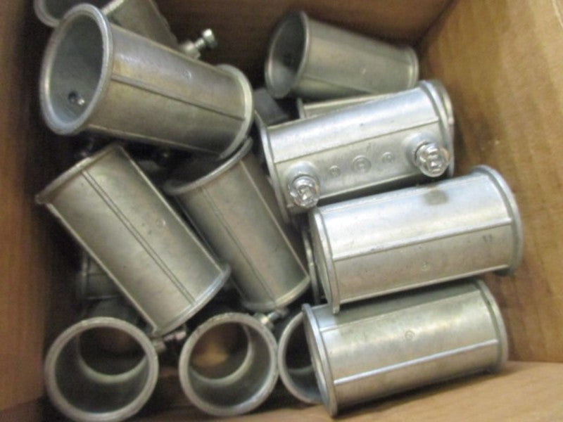 LOT OF 21 BRIDGEPORT 241-DC3 EMT COUPLING *NEW IN BOX*