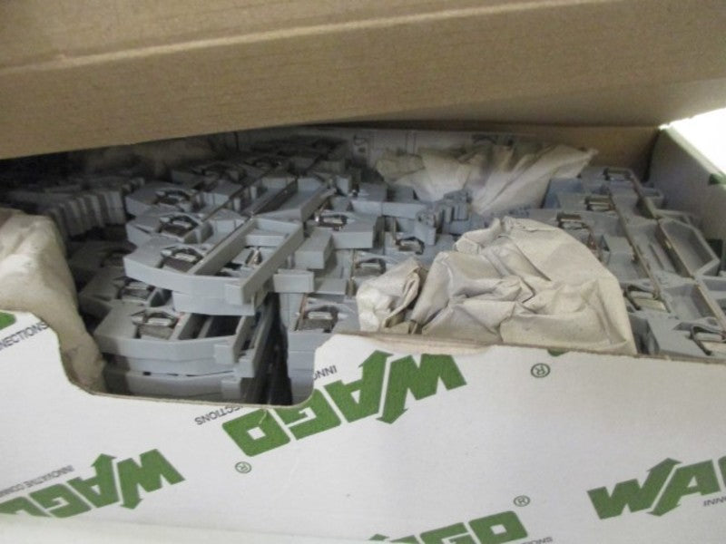 LOT OF 40 WAGO 280-549 TRIPLE DECK TERMINAL BLOCK *NEW IN BOX*
