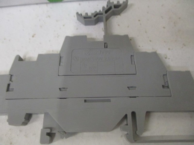 LOT OF 30 WAGO 280-549 TRIPLE DECK TERMINAL BLOCK *NEW IN BOX*