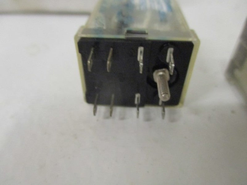 LOT OF 2 WARNER ELECTRIC 7410-448-008 CIRCUIT BREAKER *NEW IN BOX*
