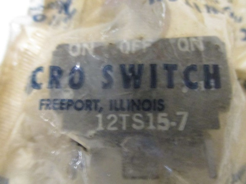 MICROSWITCH 12TS15-7 TOGGLE SWITCH * NEW IN FACTORY BAG *
