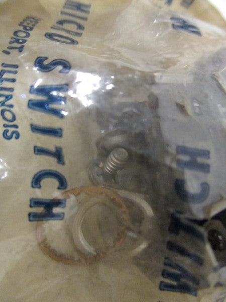 MICROSWITCH 12TS15-7 TOGGLE SWITCH * NEW IN FACTORY BAG *