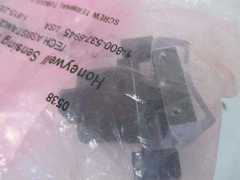 HONEYWELL 1TP12-7 SWITCH ROCKER SPDT * NEW IN FACTORY BAG *